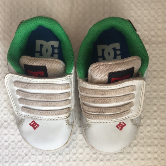 3/$20 Y2K DC Toddler Skate Shoes - Picture 3 of 6